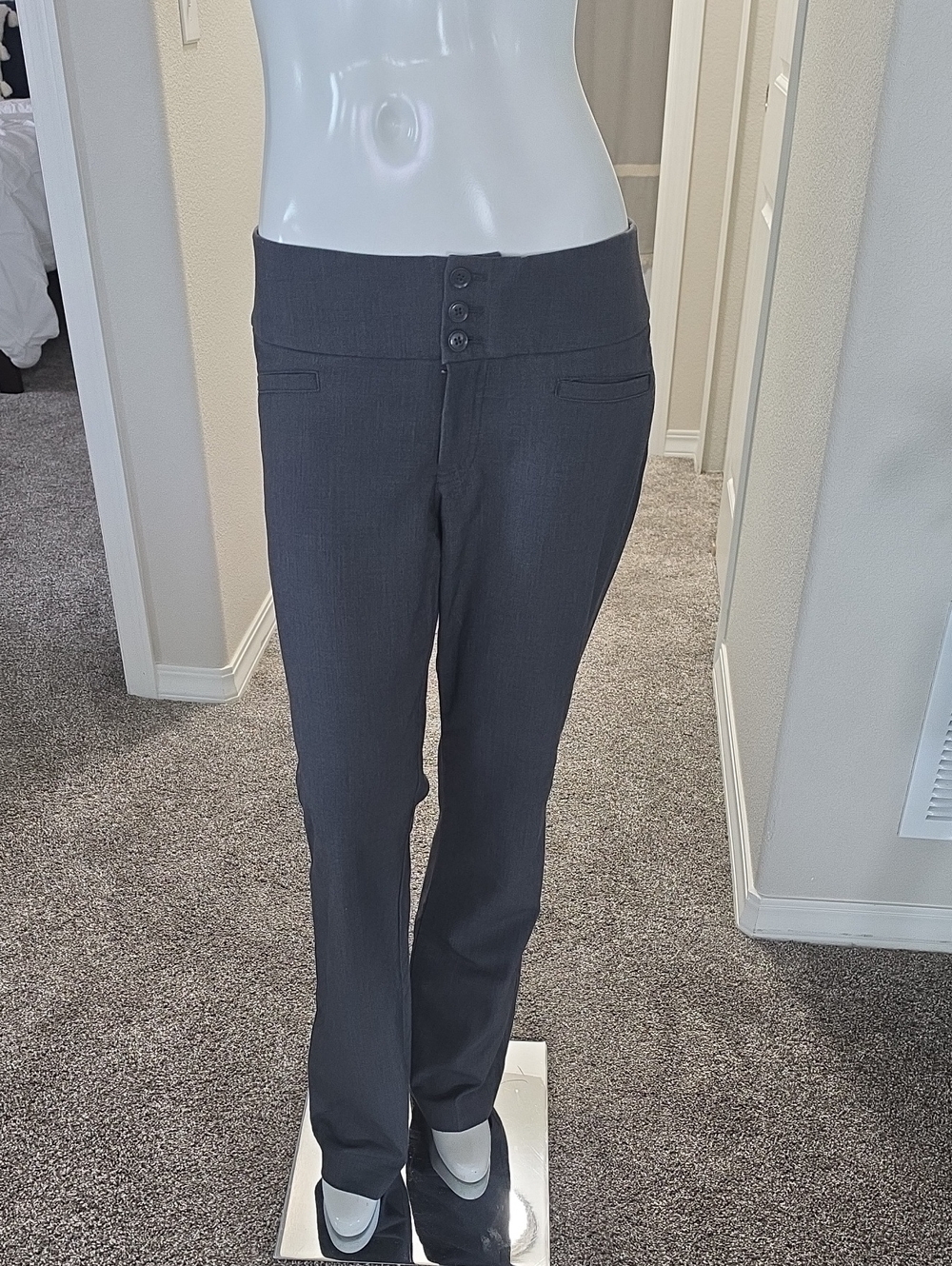 Kohl's Women's Straight-Leg Stretch Pants in Charcoal Gray